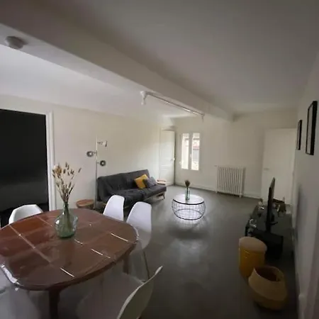 Le De La Vieille Poste *